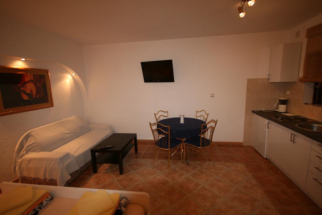Apartments Agape Crikvenica Esterno foto