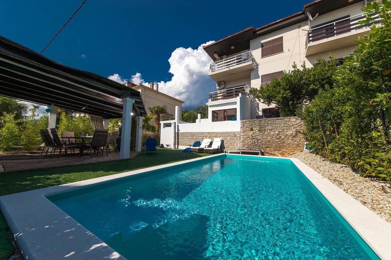 Apartments Agape Crikvenica Esterno foto