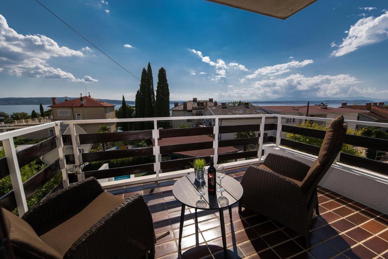 Apartments Agape Crikvenica Esterno foto
